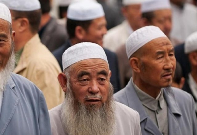 الايغور الأقلية المسلمة المنسية في الصين