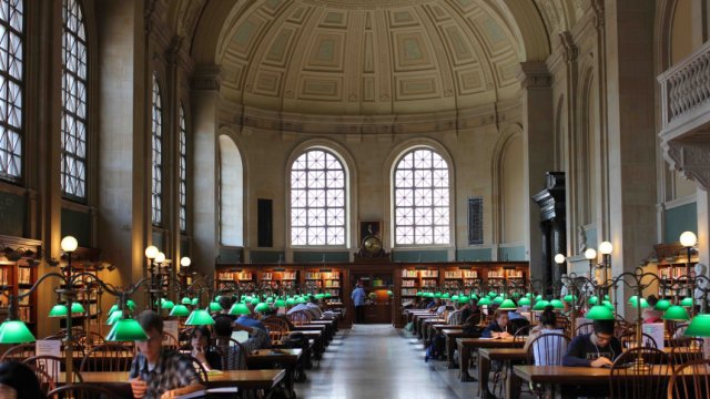 أشهر المكاتب في العالم: مكتبة بوسطن العامة